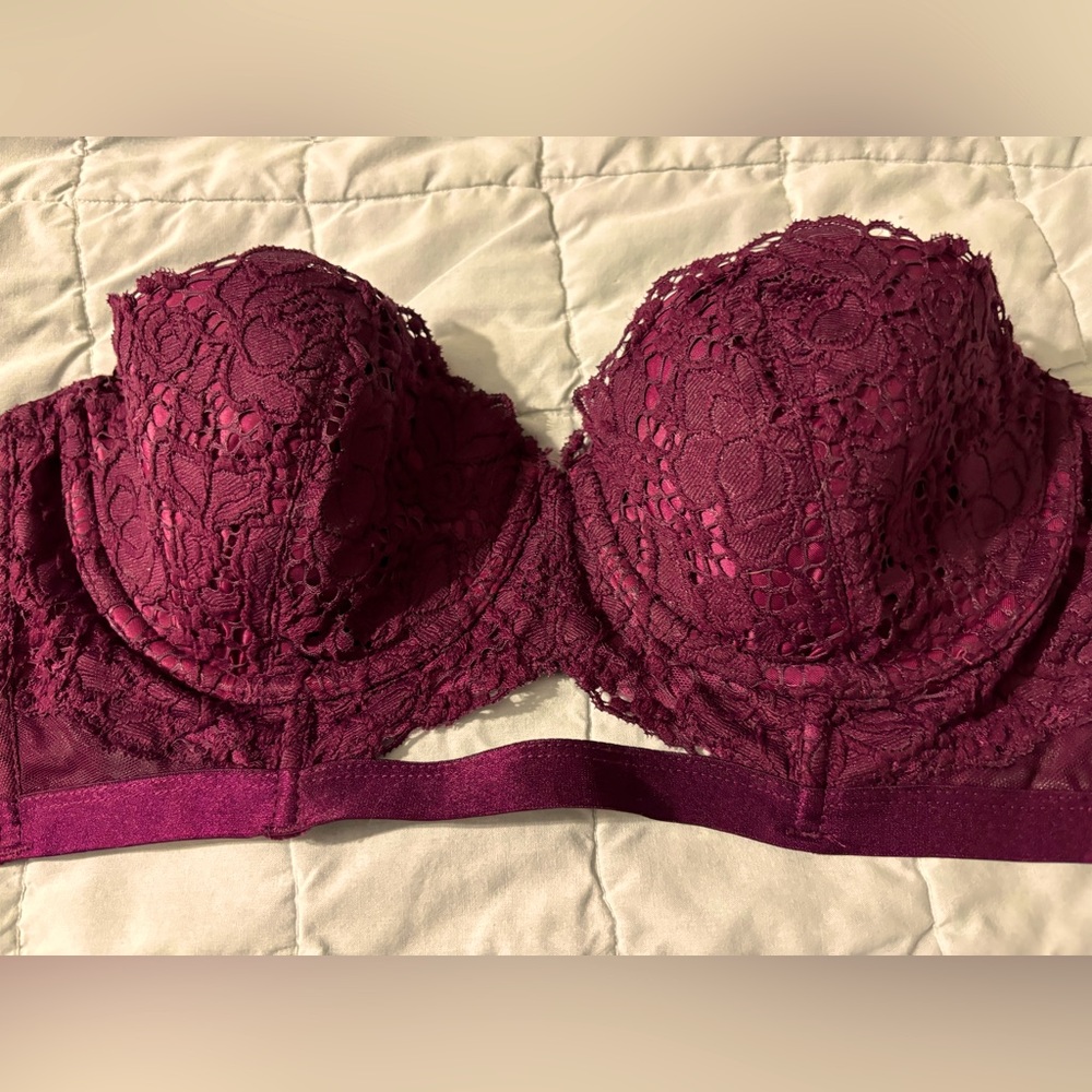 Victoria’s Secret Lace Very Sexy Bralette